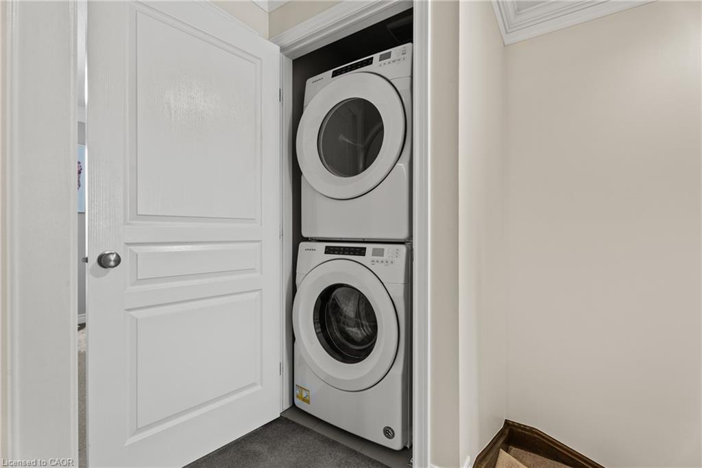 23 Edenrock Drive, Stoney Creek, ON - Indoor Photo Showing Laundry Room