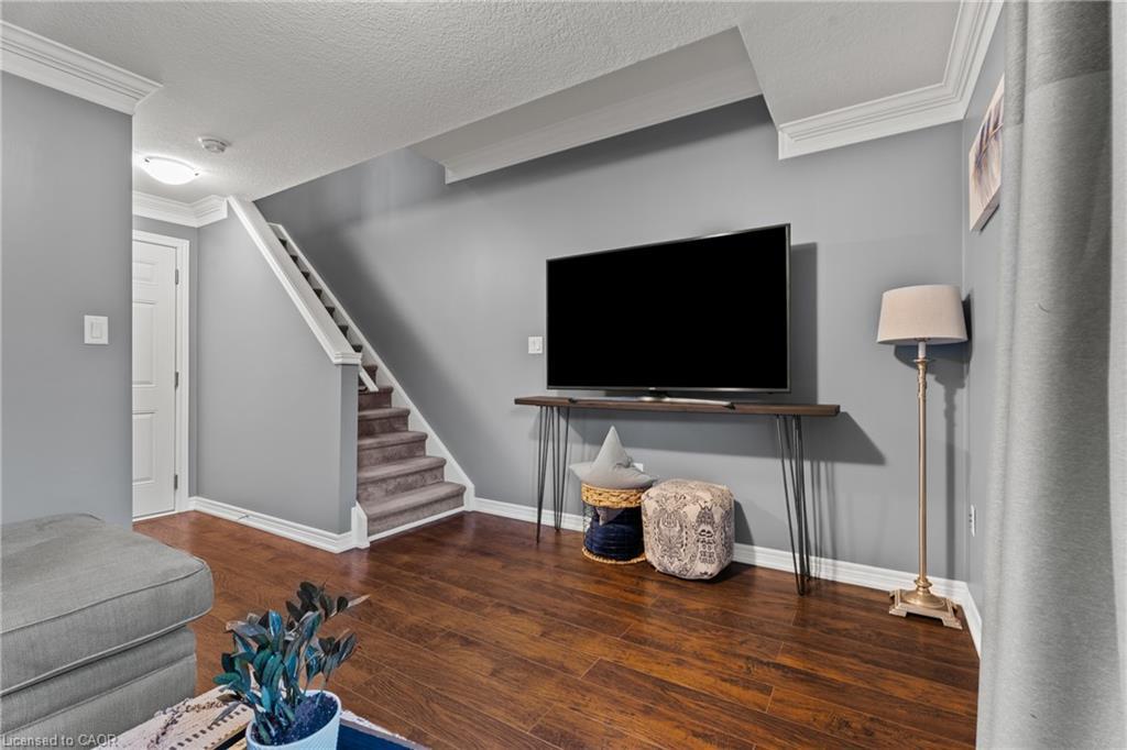 23 Edenrock Drive, Stoney Creek, ON - Indoor