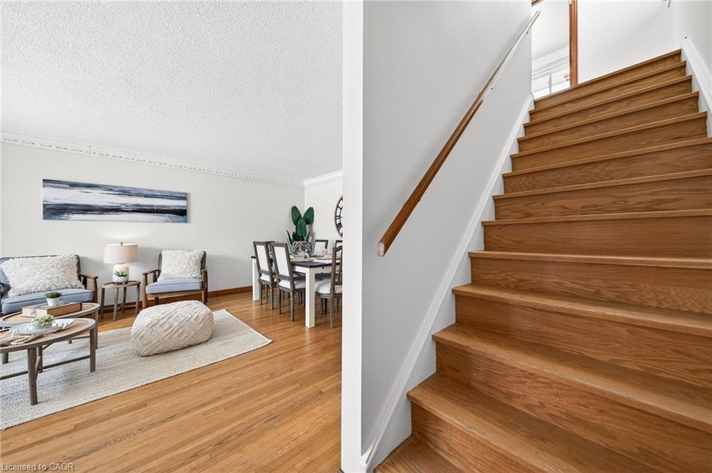 614 Elgin Street N, Cambridge, ON - Indoor Photo Showing Other Room