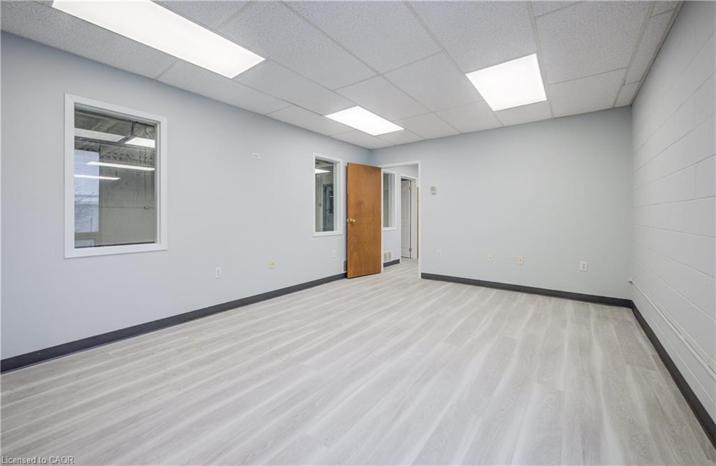 8 Upper-1033 Pattullo Avenue, Woodstock, ON