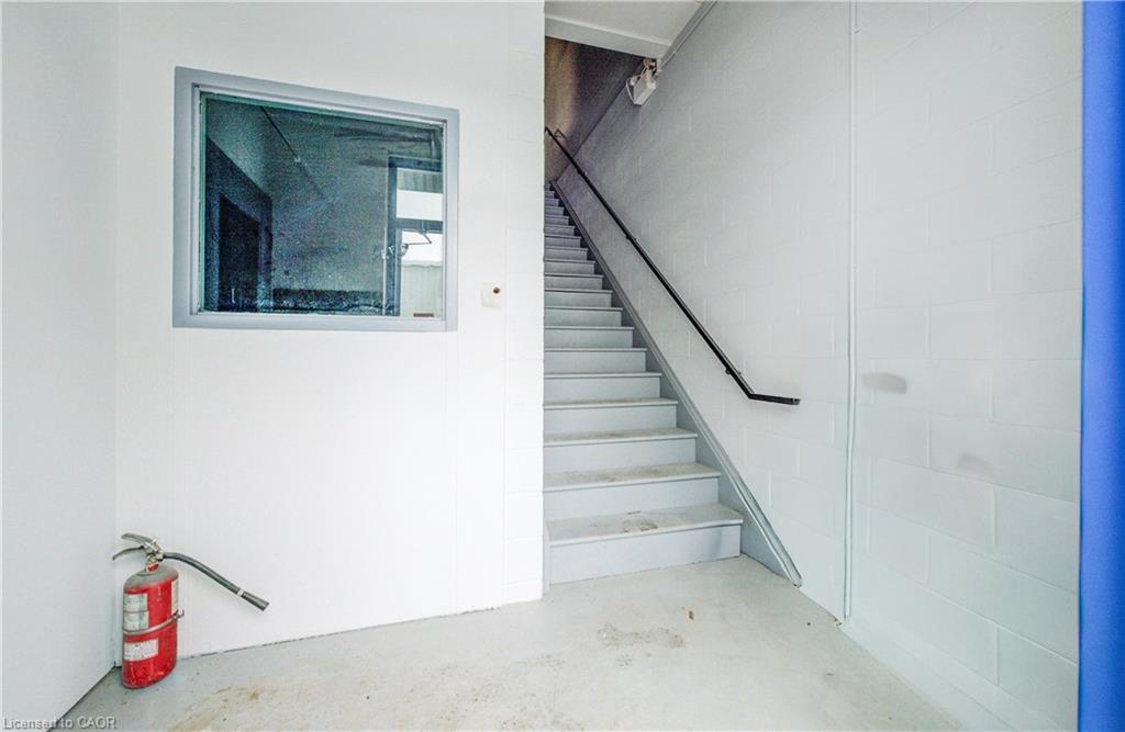 8 Upper-1033 Pattullo Avenue, Woodstock, ON