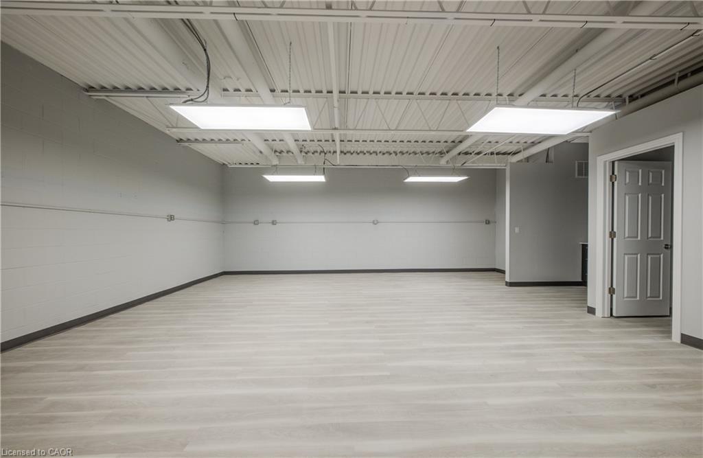 8 Upper-1033 Pattullo Avenue, Woodstock, ON