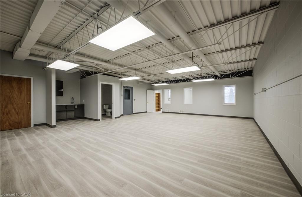 8 Upper-1033 Pattullo Avenue, Woodstock, ON