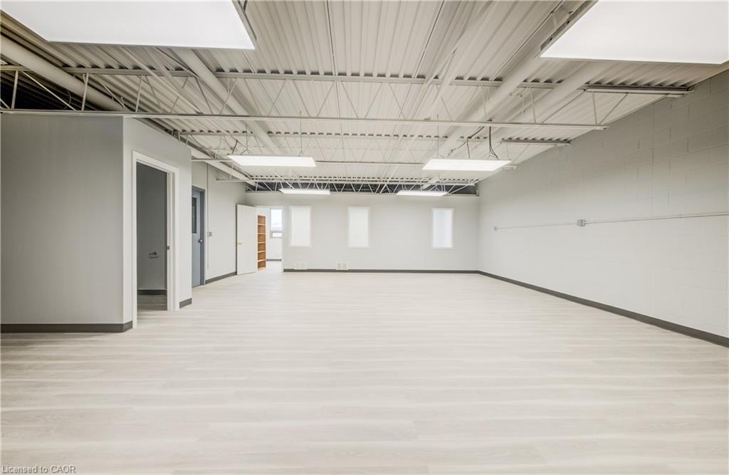 8 Upper-1033 Pattullo Avenue, Woodstock, ON