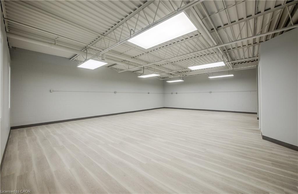 8 Upper-1033 Pattullo Avenue, Woodstock, ON