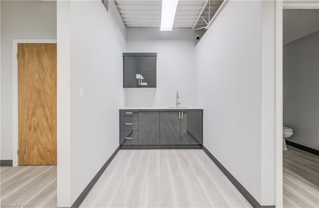 8 Upper-1033 Pattullo Avenue, Woodstock, ON