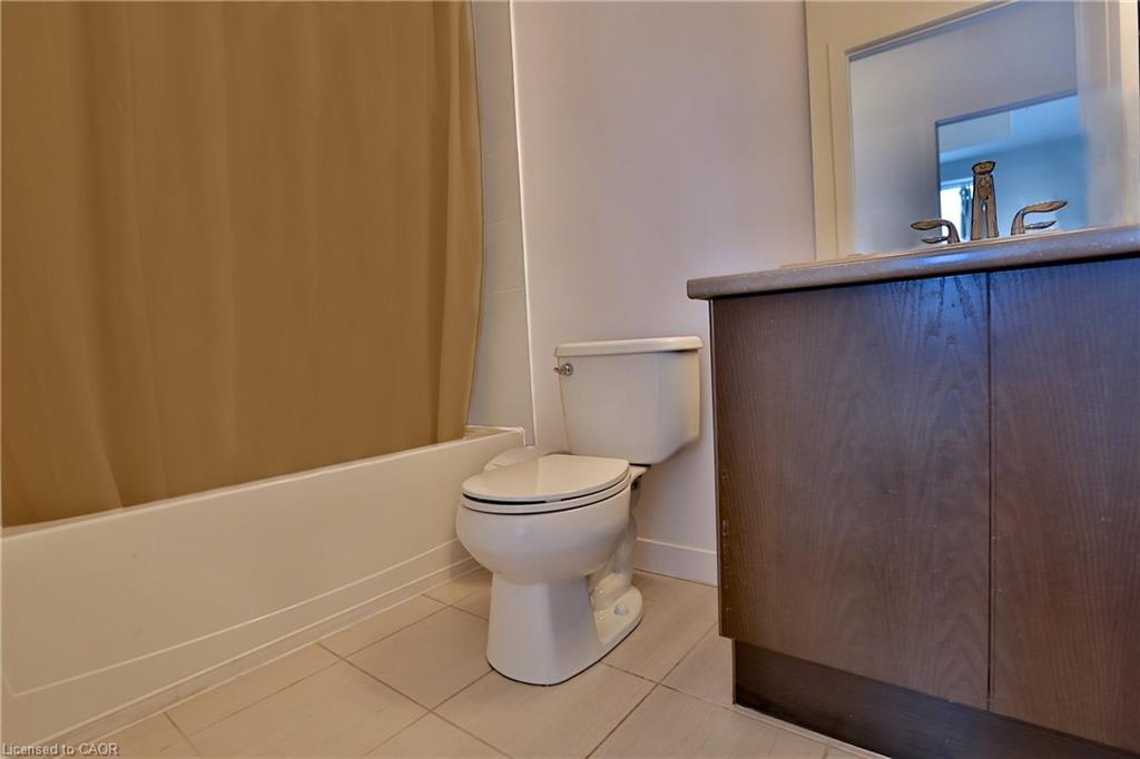 417-5020 Corporate Drive, Burlington, ON