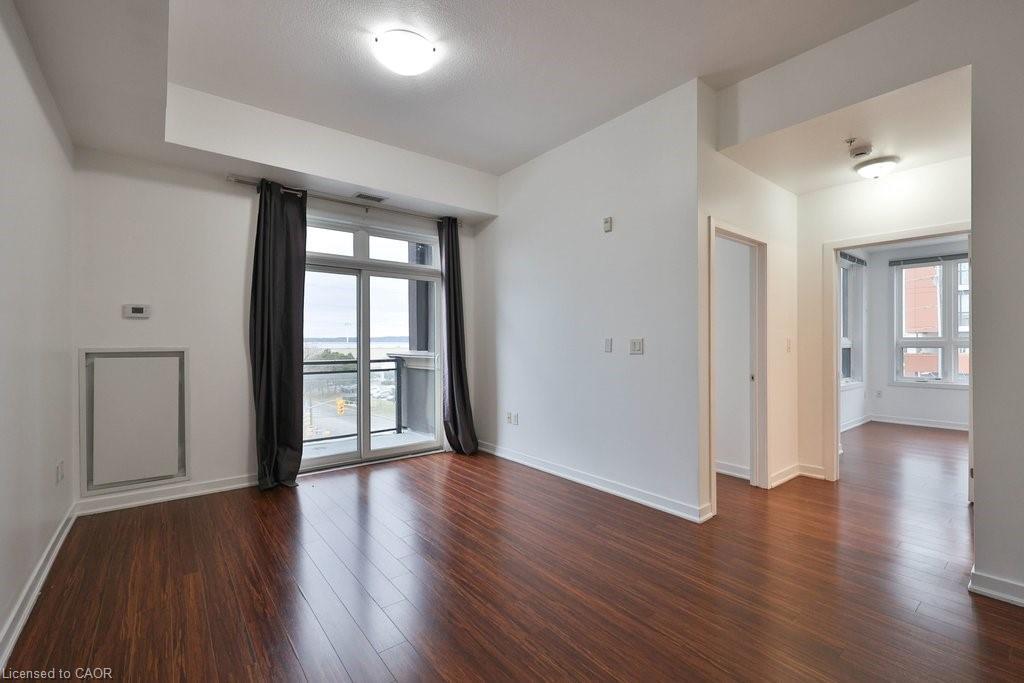 417-5020 Corporate Drive, Burlington, ON - Indoor Photo Showing Other Room