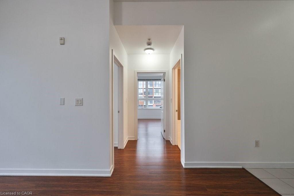 417-5020 Corporate Drive, Burlington, ON - Indoor Photo Showing Other Room