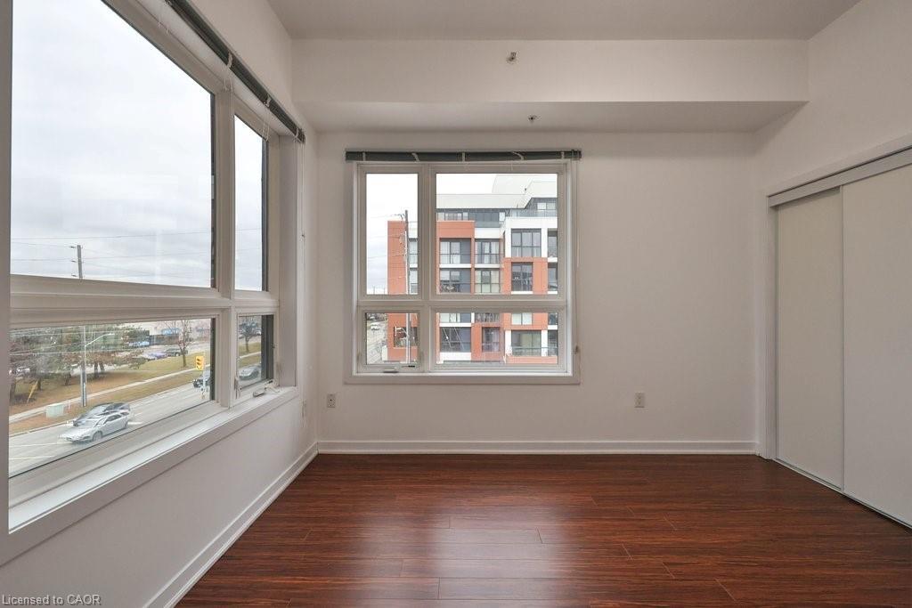 417-5020 Corporate Drive, Burlington, ON - Indoor Photo Showing Other Room