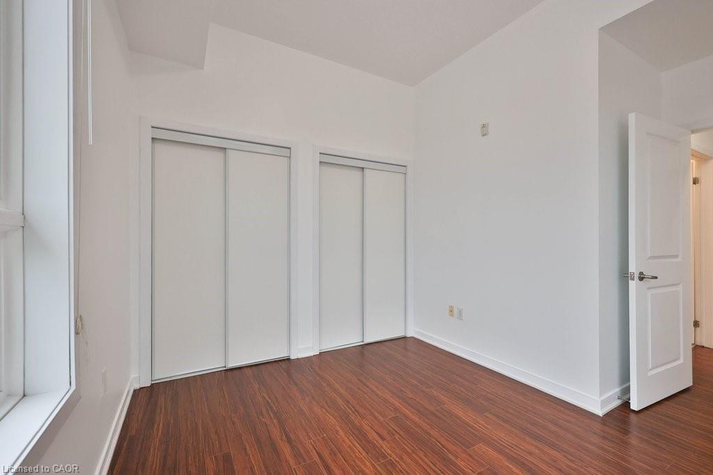 417-5020 Corporate Drive, Burlington, ON - Indoor Photo Showing Other Room