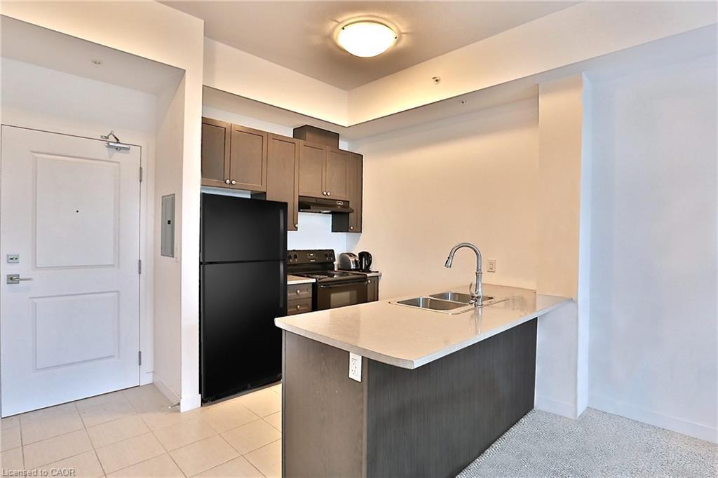 417-5020 Corporate Drive, Burlington, ON