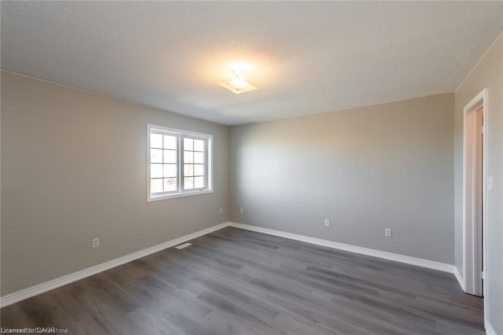 626 Taylor Crescent, Burlington, ON - Indoor Photo Showing Other Room