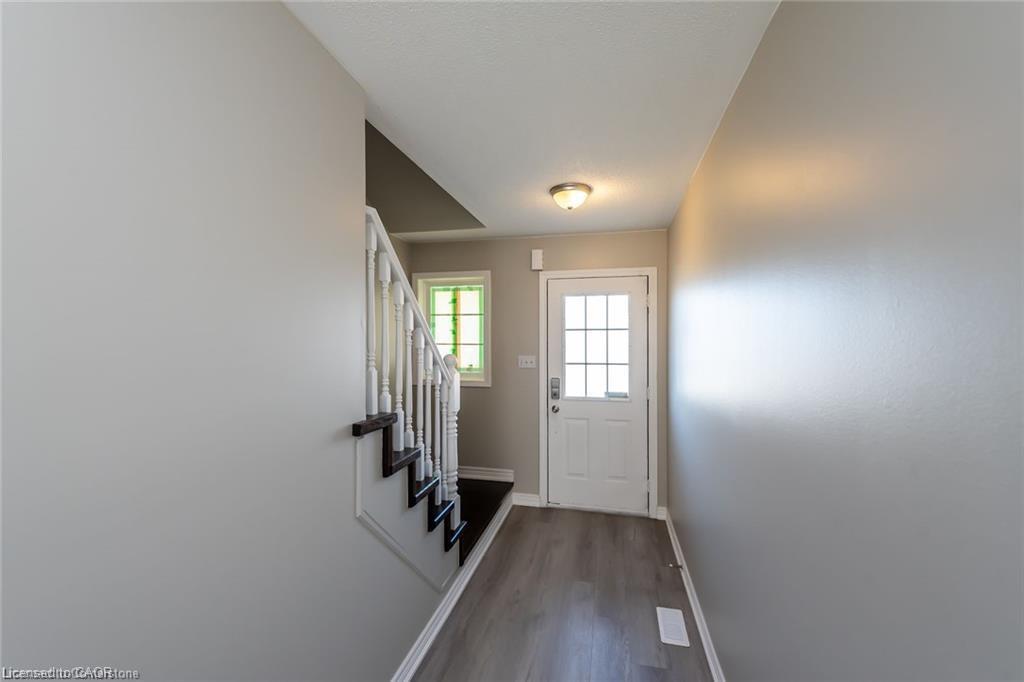 626 Taylor Crescent, Burlington, ON - Indoor Photo Showing Other Room