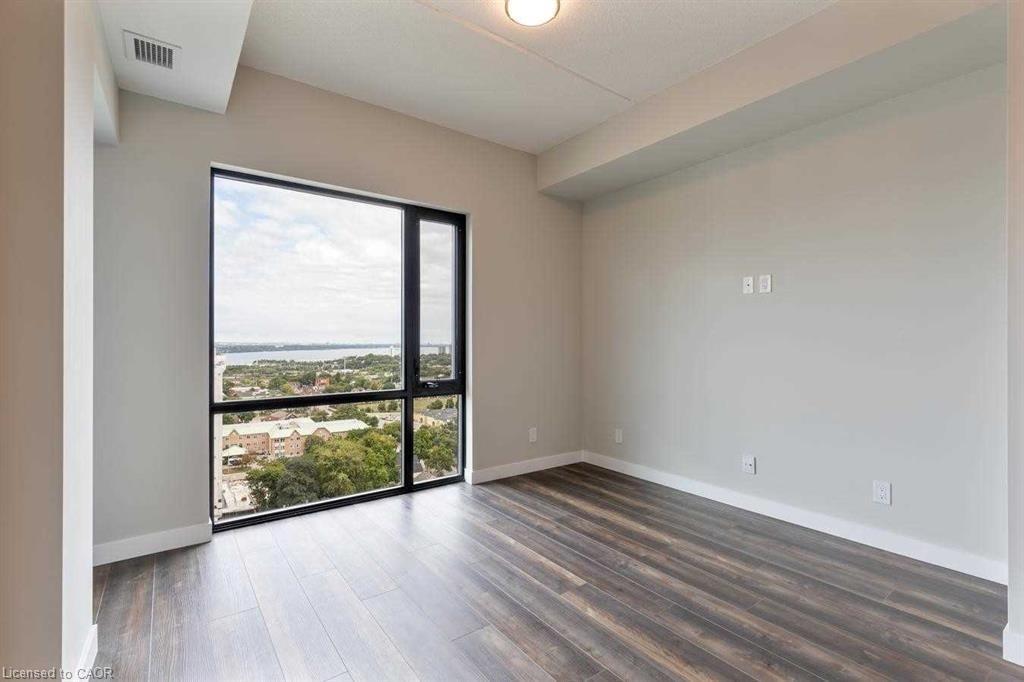 1509-15 Queen Street S, Hamilton, ON - Indoor Photo Showing Other Room