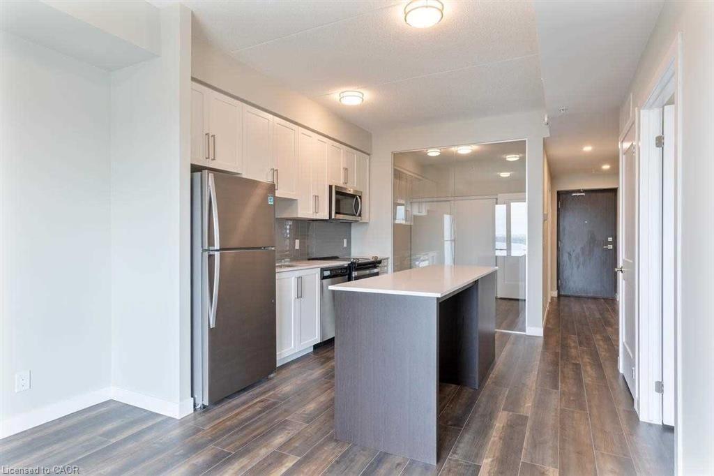 1509-15 Queen Street S, Hamilton, ON - Indoor Photo Showing Kitchen With Stainless Steel Kitchen