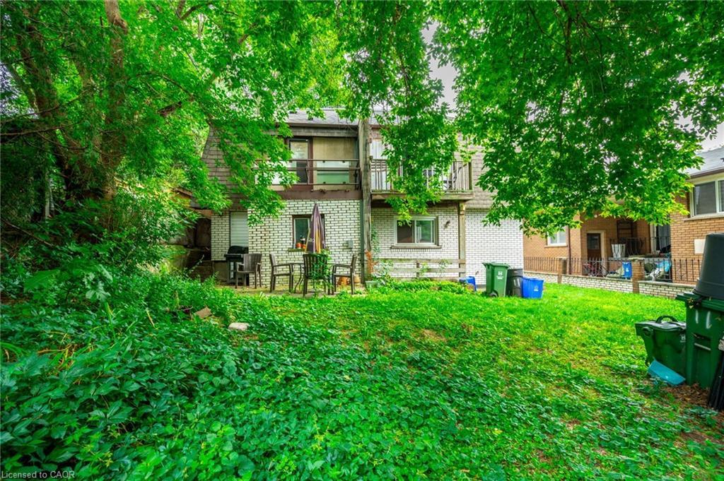 Upper-13 Henry Street, Hamilton, ON - Outdoor