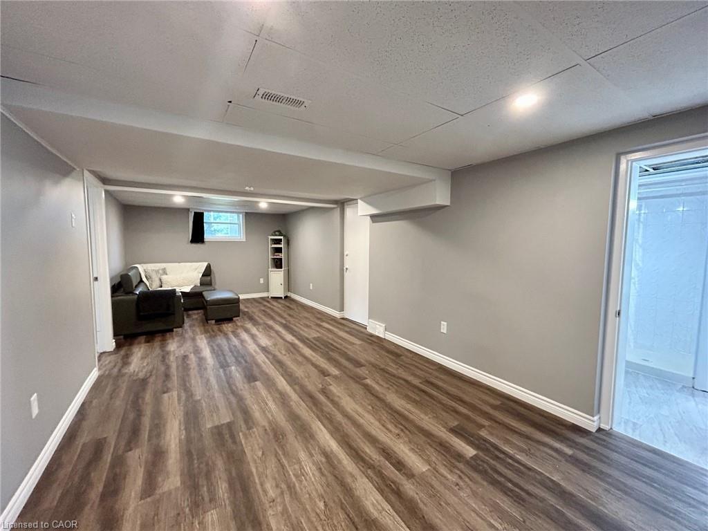 Lower Unit-4 Fernwood Place, Kitchener, ON - Indoor