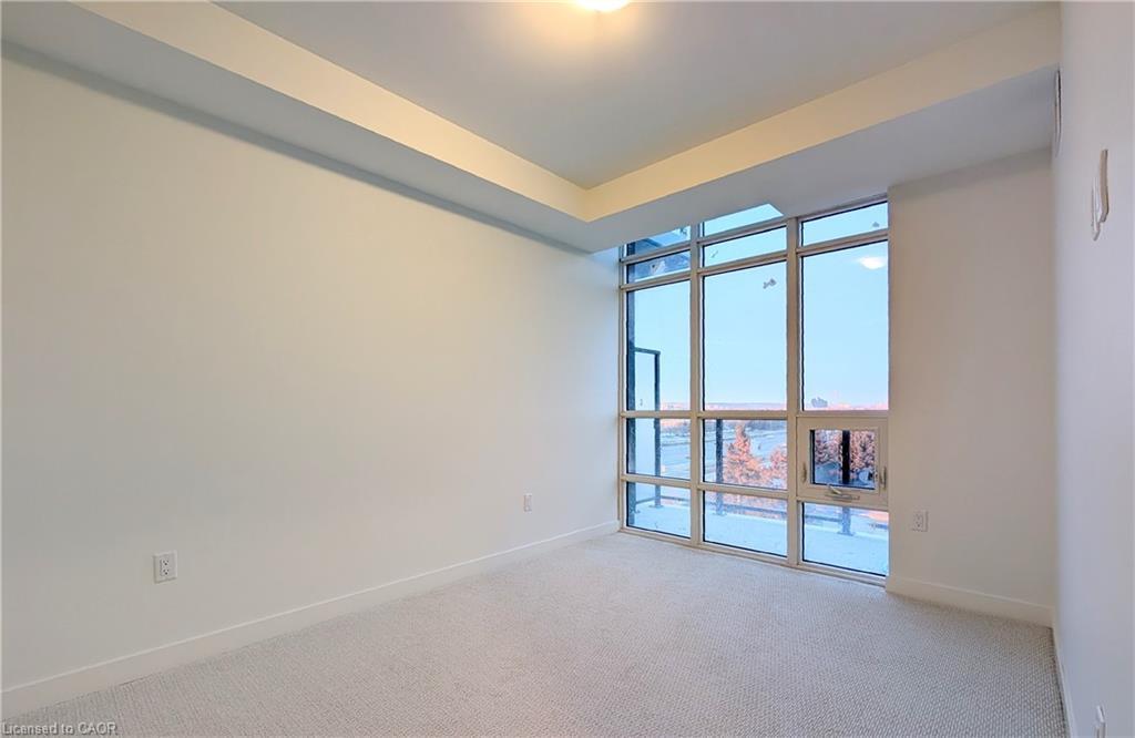 526-461 Green Road, Stoney Creek, ON - Indoor Photo Showing Other Room