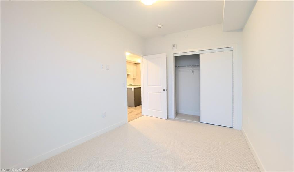 526-461 Green Road, Stoney Creek, ON - Indoor Photo Showing Other Room