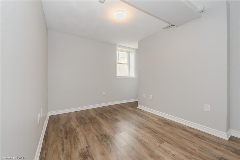 103-58 Beverly Street, Cambridge, ON - Indoor Photo Showing Other Room