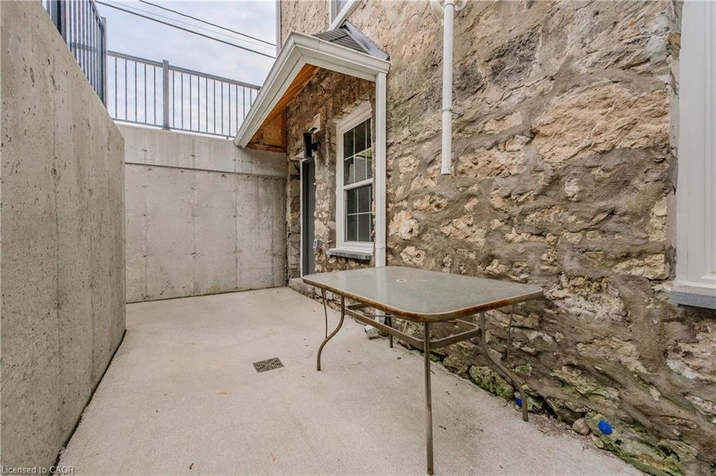 103-58 Beverly Street, Cambridge, ON - Outdoor