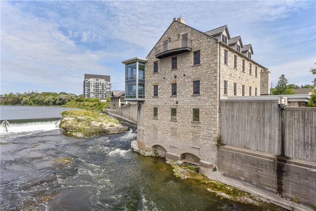 103-58 Beverly Street, Cambridge, ON - Outdoor