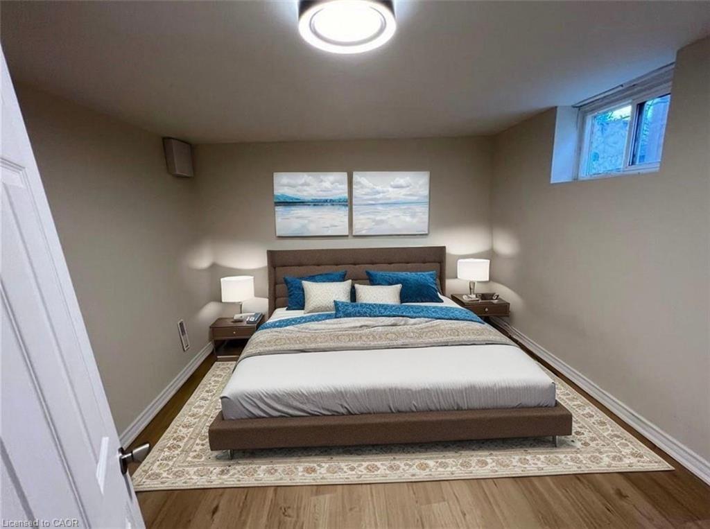 Lower-346 East 15Th Street, Hamilton, ON - Indoor Photo Showing Bedroom