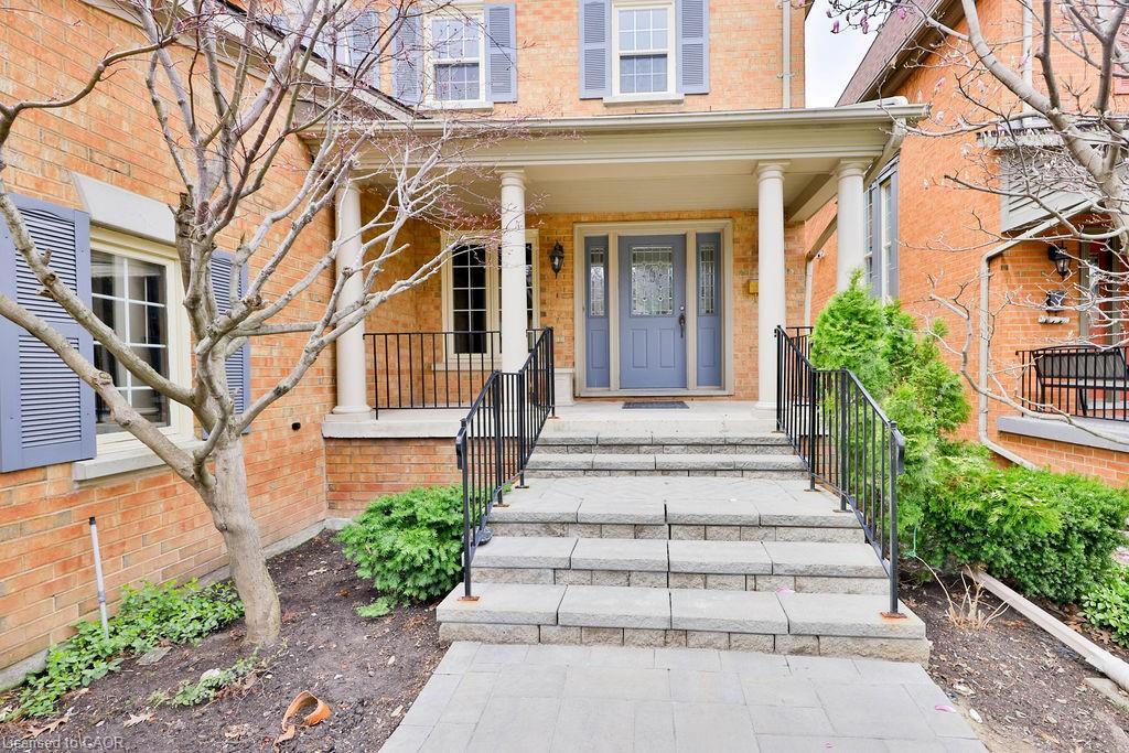 11-4211 Millcroft Park Drive, Burlington, ON - Outdoor With Deck Patio Veranda With Facade