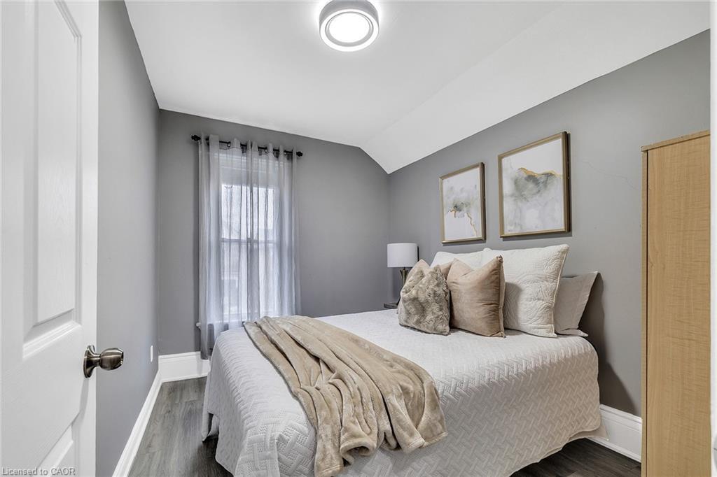 1-174 William Street, Brantford, ON - Indoor Photo Showing Bedroom