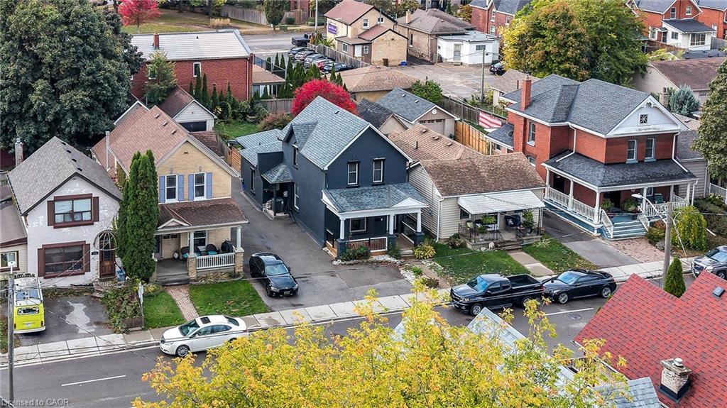 1-174 William Street, Brantford, ON - Outdoor With Facade