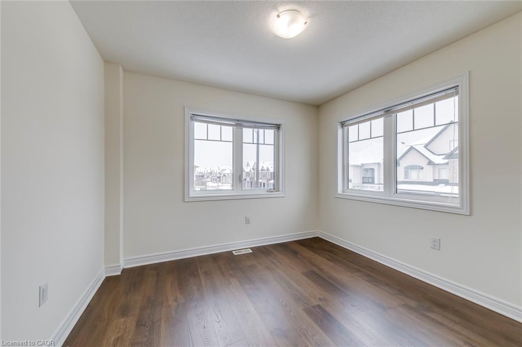 3130 Goodyear Road, Burlington, ON - Indoor Photo Showing Other Room