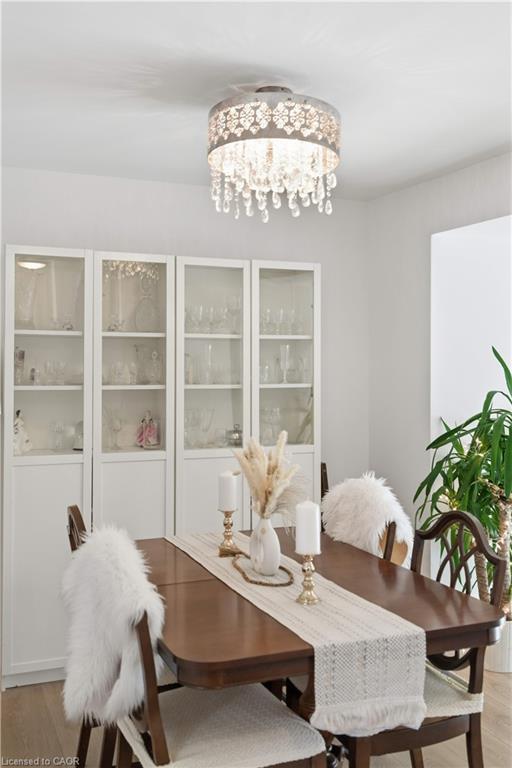 65-11 Harrisford Street, Hamilton, ON - Indoor Photo Showing Dining Room