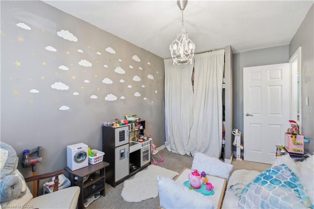 65-11 Harrisford Street, Hamilton, ON - Indoor Photo Showing Bedroom