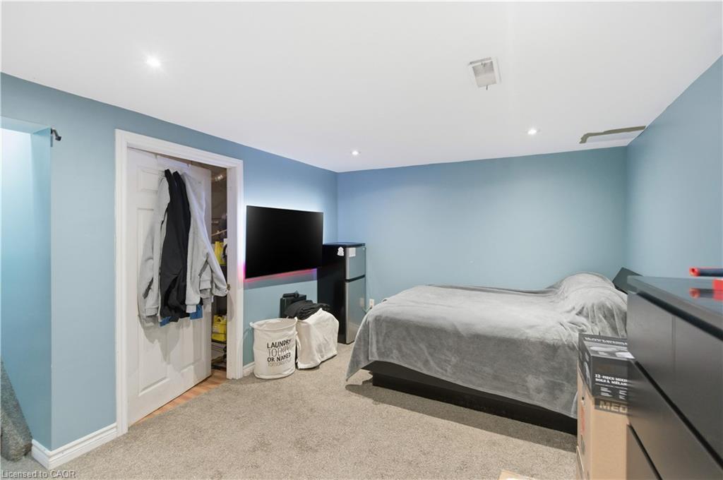 65-11 Harrisford Street, Hamilton, ON - Indoor Photo Showing Bedroom