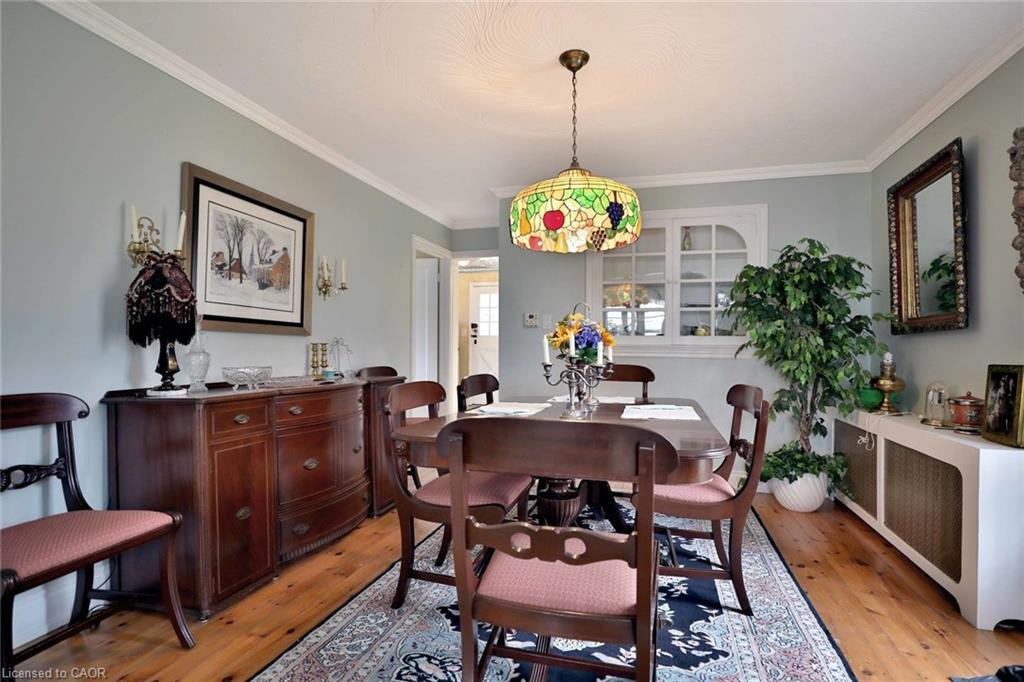Cottage-243 Shoreacres Road, Burlington, ON - Indoor Photo Showing Dining Room