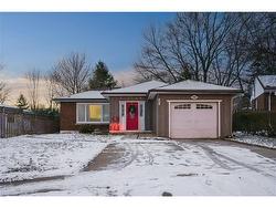 7792 Wilson Crescent Niagara Falls, ON L2G 4S4
