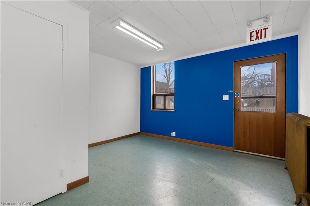 760 King Street E, Hamilton, ON