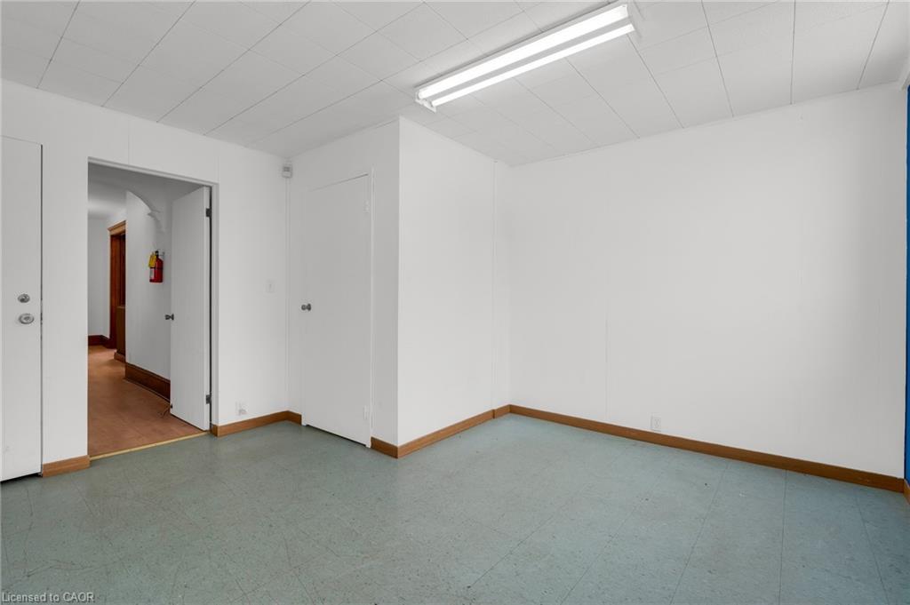 760 King Street E, Hamilton, ON