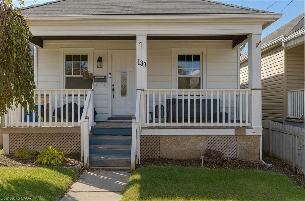 139 Harmony Avenue, Hamilton, ON - Outdoor With Deck Patio Veranda