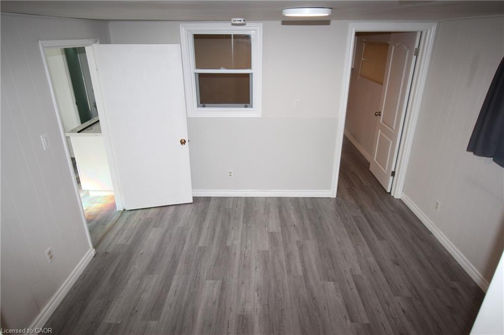 4 Purnell Drive, Hamilton, ON - Indoor Photo Showing Other Room