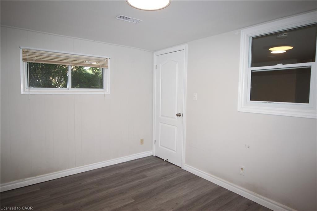 4 Purnell Drive, Hamilton, ON - Indoor Photo Showing Other Room