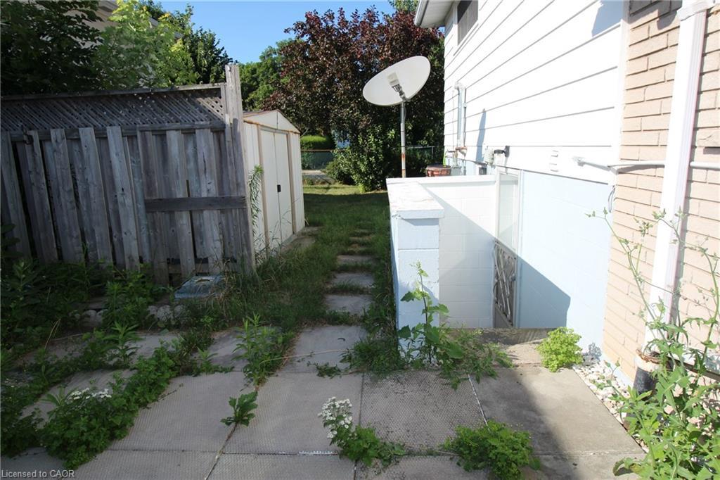 4 Purnell Drive, Hamilton, ON - Outdoor