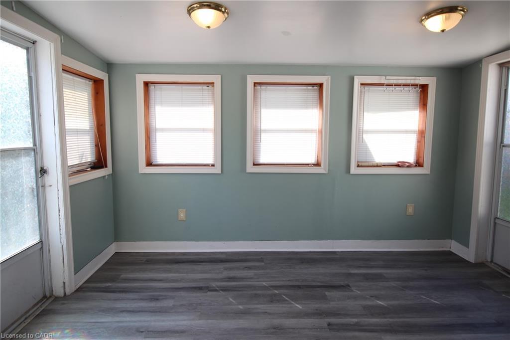 4 Purnell Drive, Hamilton, ON - Indoor Photo Showing Other Room