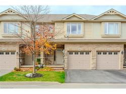 33-6 Chestnut Drive Grimsby, ON L3M 0C4