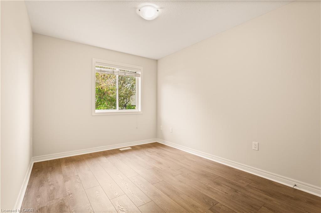 33-6 Chestnut Drive, Grimsby, ON - Indoor Photo Showing Other Room