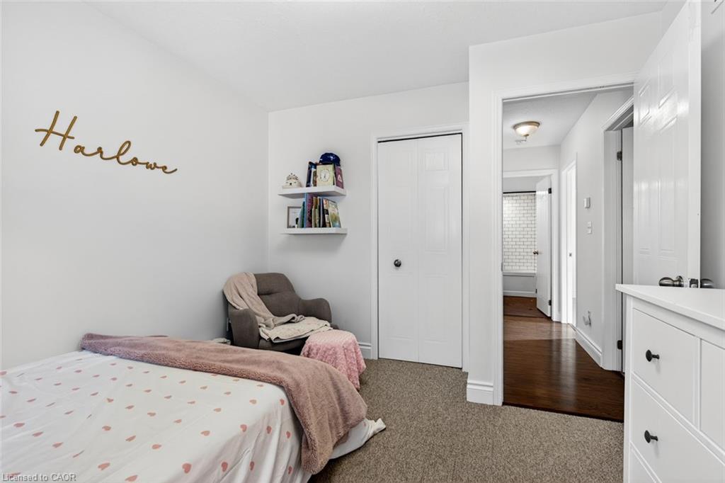 7 Anderson Crescent, Smithville, ON - Indoor Photo Showing Bedroom