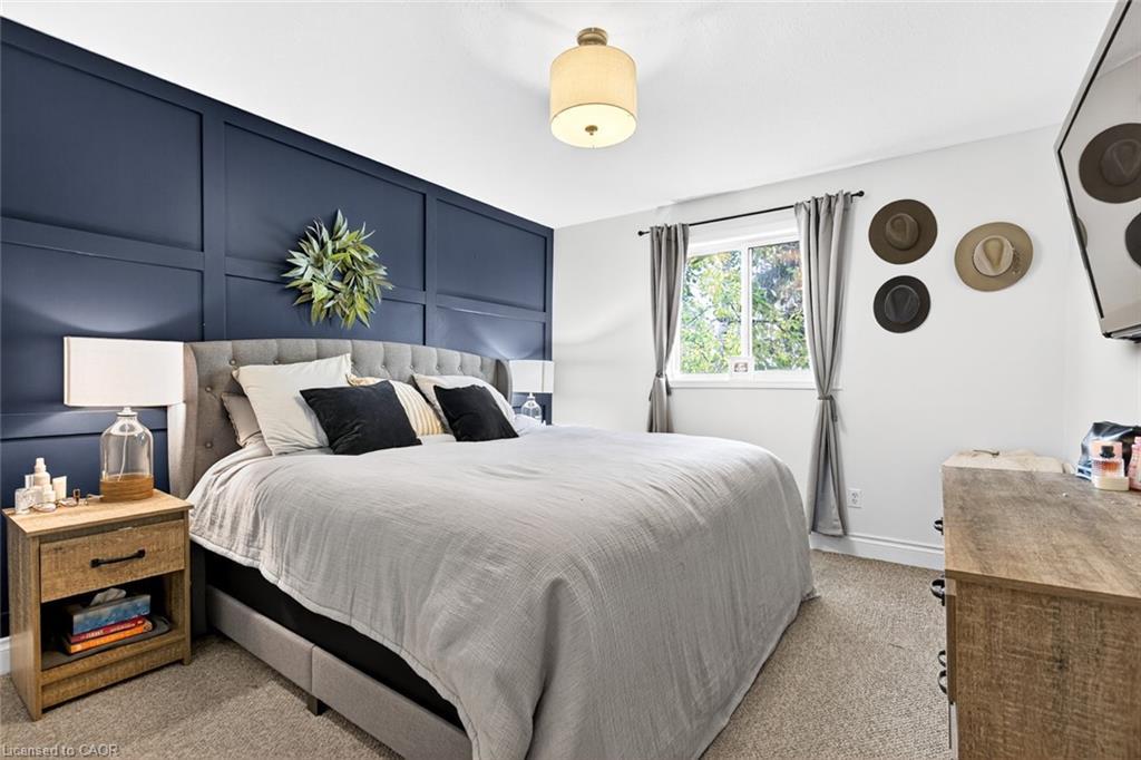 7 Anderson Crescent, Smithville, ON - Indoor Photo Showing Bedroom