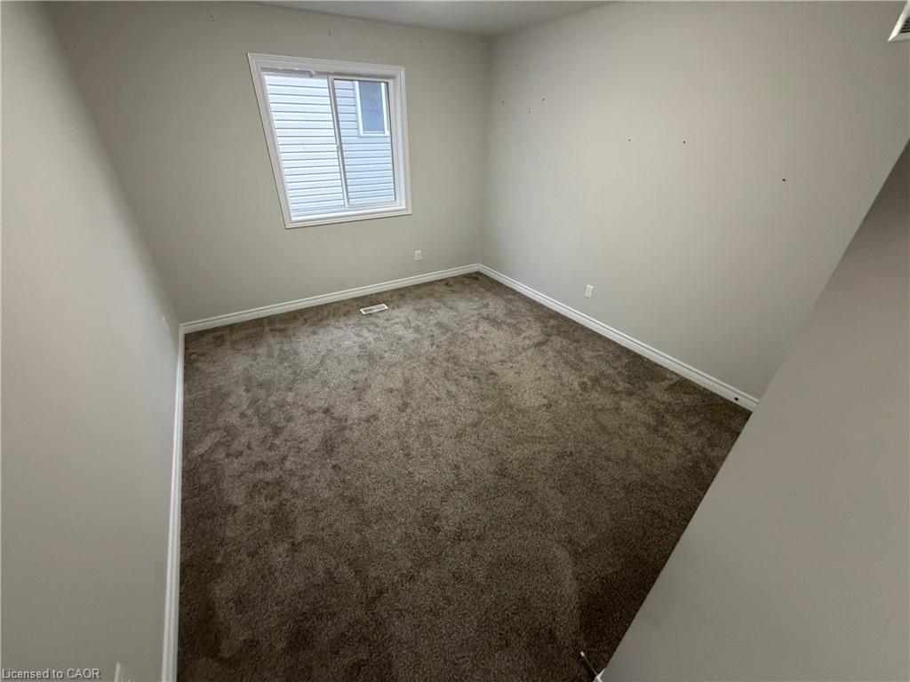 36 Sparrow Avenue, Cambridge, ON - Indoor Photo Showing Other Room