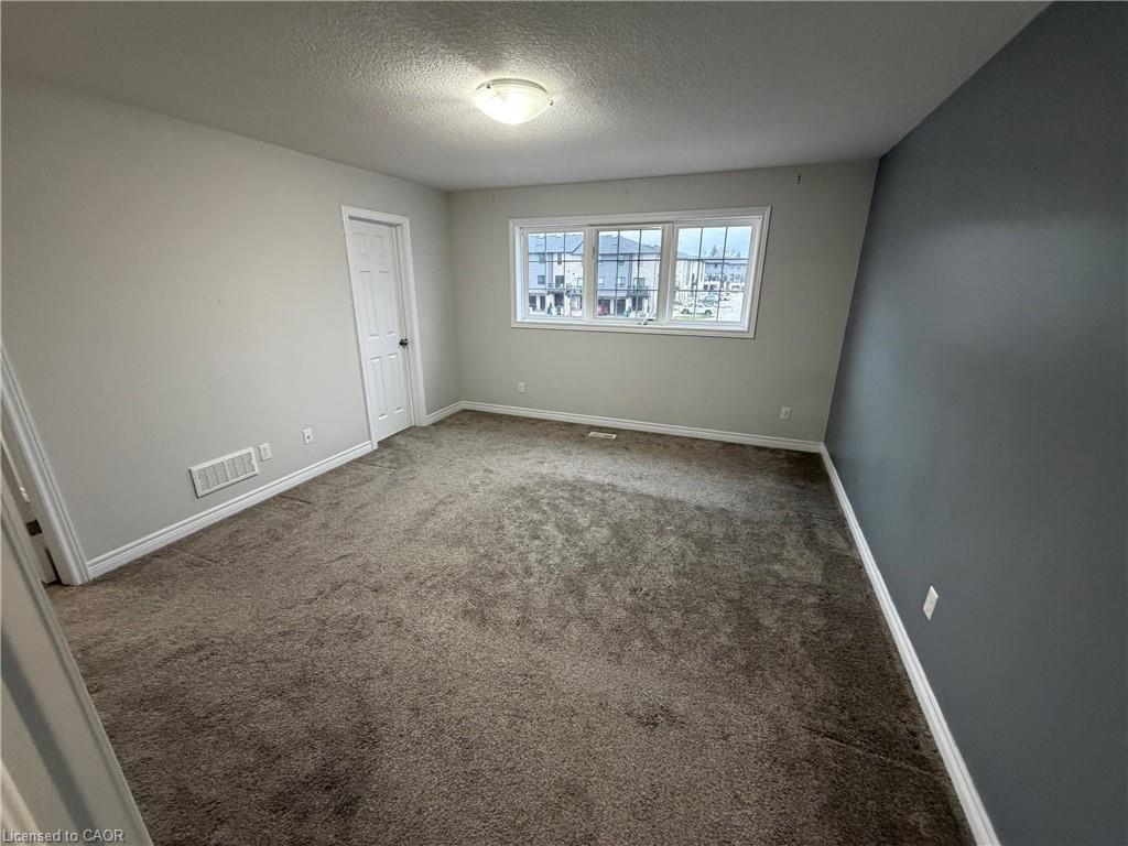 36 Sparrow Avenue, Cambridge, ON - Indoor Photo Showing Other Room